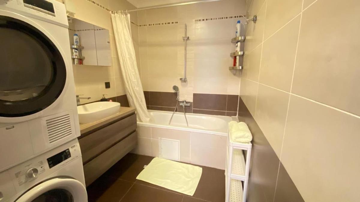 Ferienwohnung Strelitzyahouse Brüssel Exterior foto